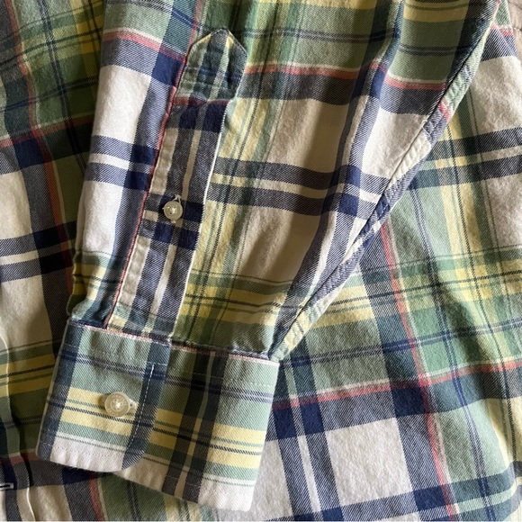 Vineyard vines whale shirt - Picture 6 of 6